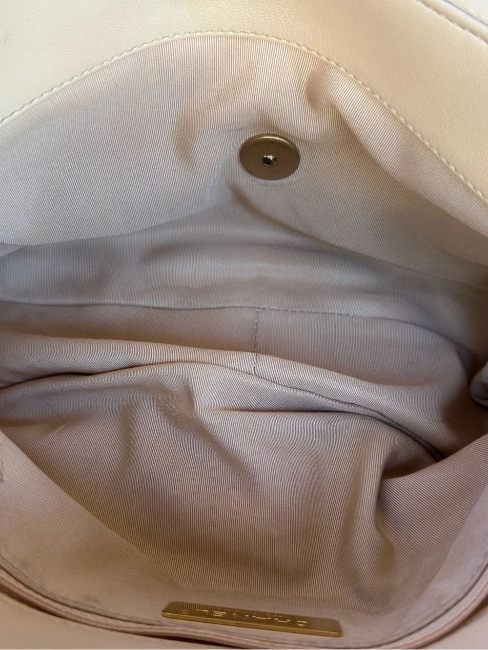 Chanel Large 19 Flap Bag cream Beige Lambskin Mixed Hardware 100% authentic